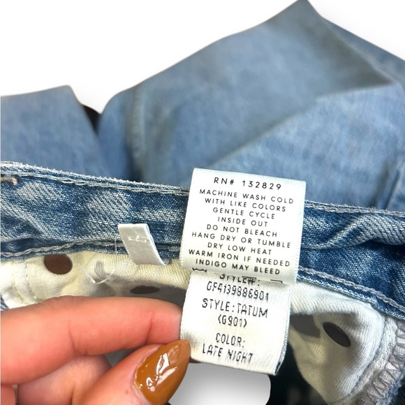 Grlfrnd Tatum Crop Jeans in Late Night Raw Hem Mid Rise Revolve size 29 - Picture 13 of 13